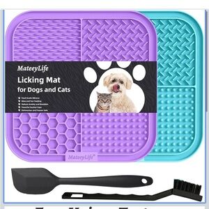 2 Mateey Life 7.9”x7.9” Large Lick Mat for Dogs and Cats pets New sealed